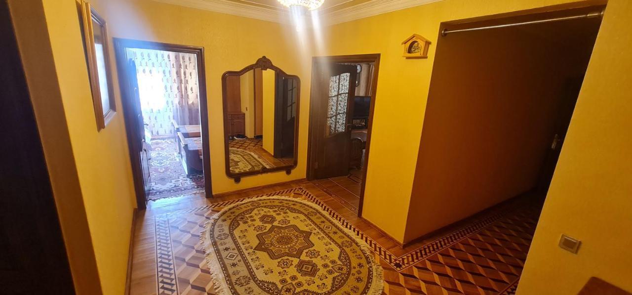 Gold Wall Apartment Баку Екстер'єр фото